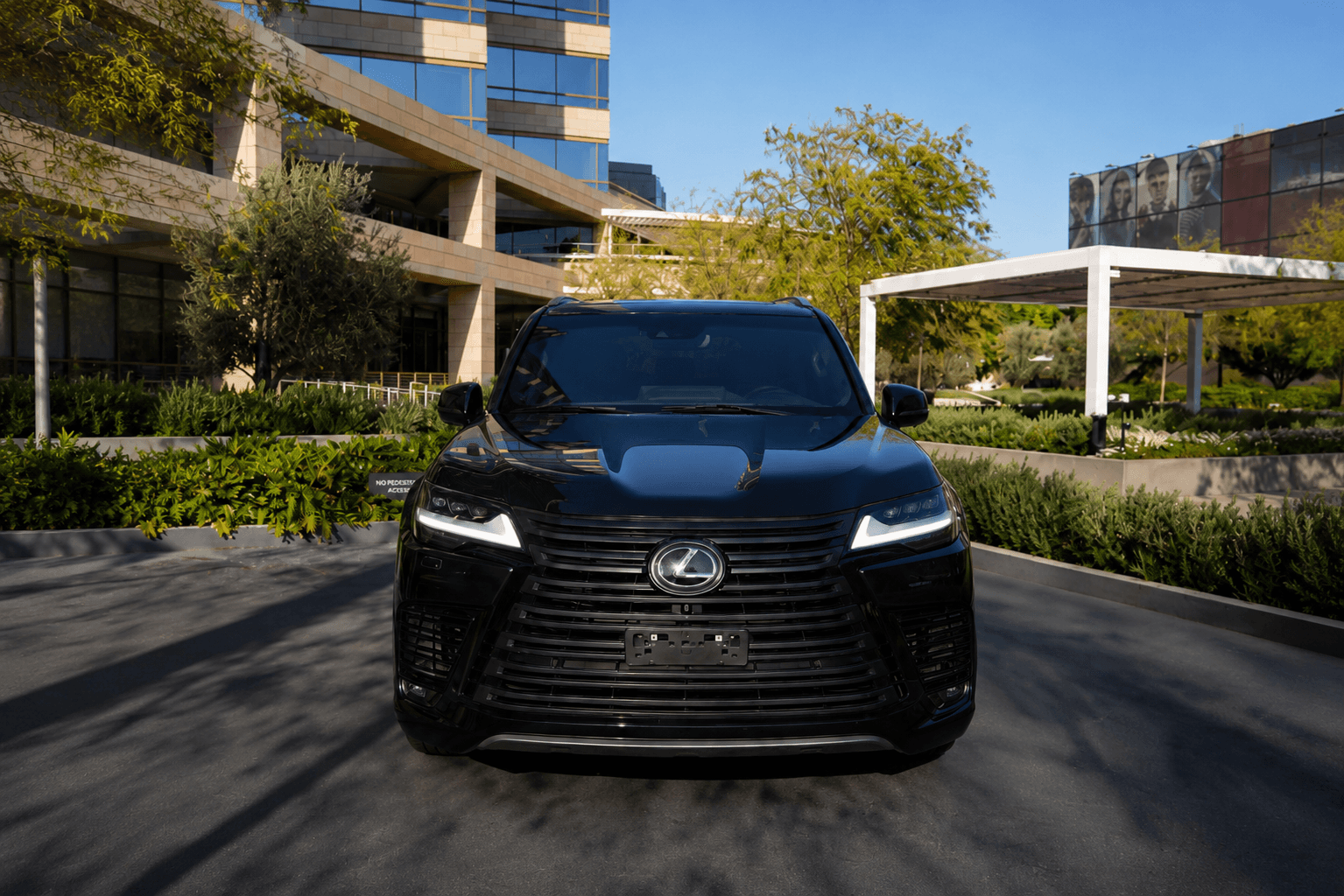 2024 Lexus Lx600 — photo 1