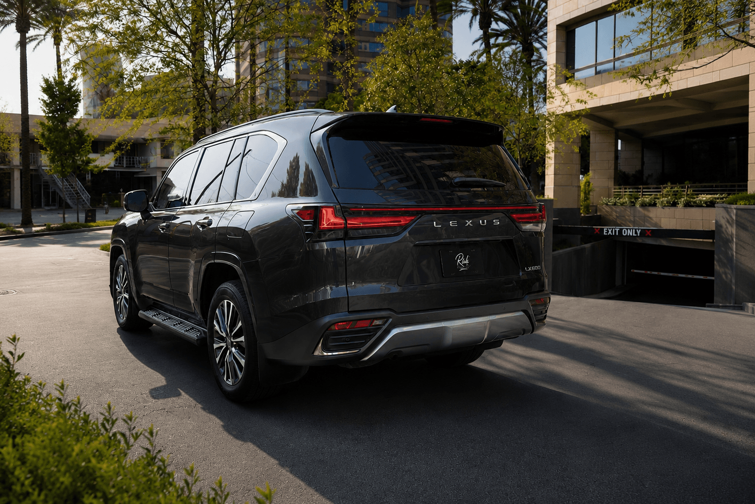 2024 Lexus Lx600 — photo 4