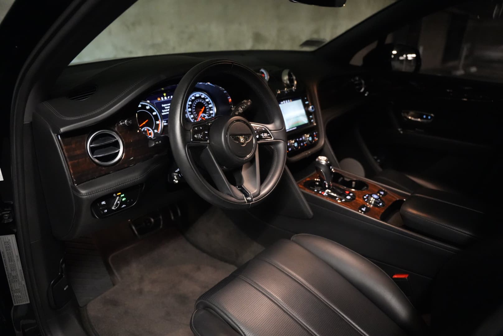 2019 Bentley Bentayga 100th Anniversary Edition — photo 4