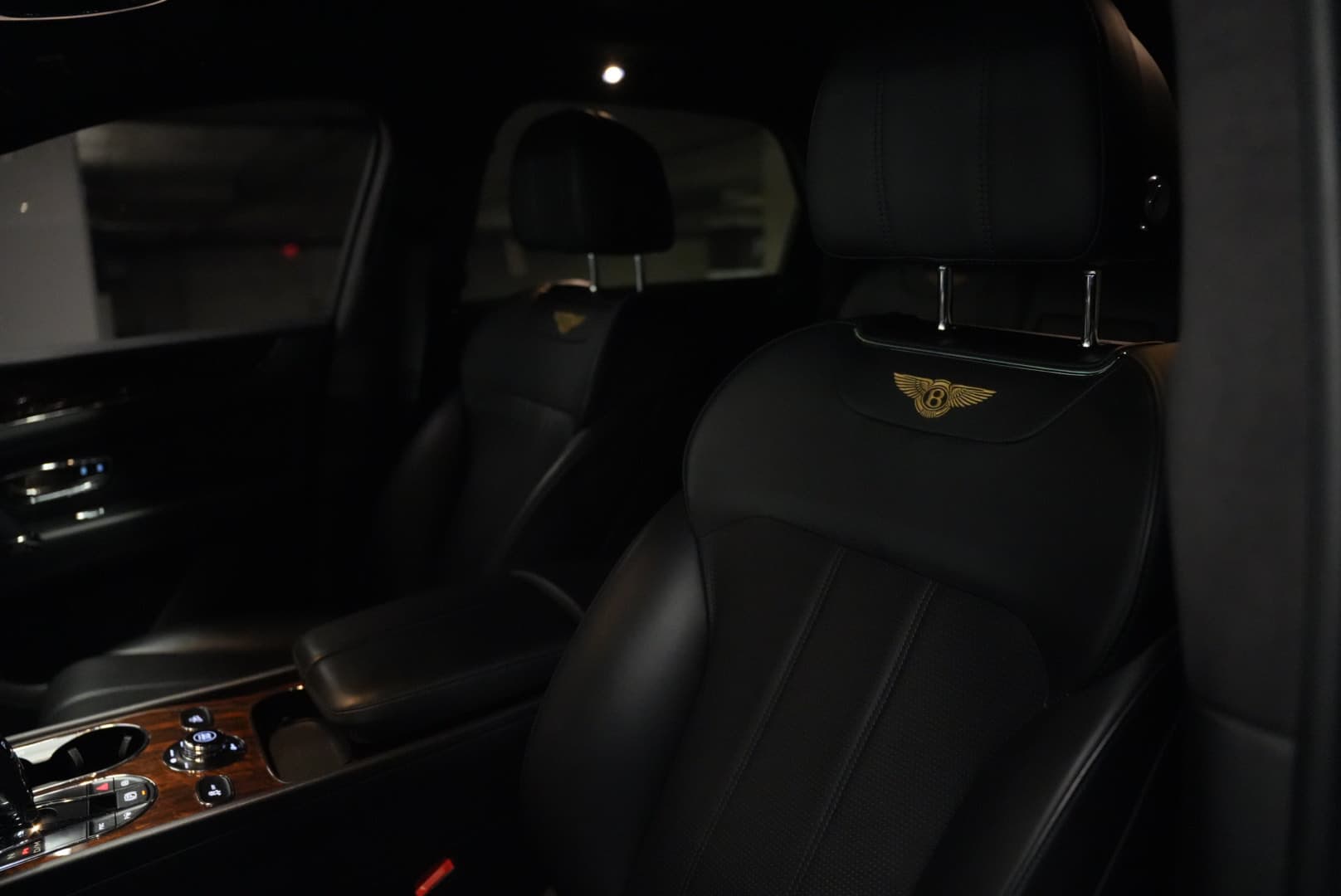 2019 Bentley Bentayga 100th Anniversary Edition — photo 5