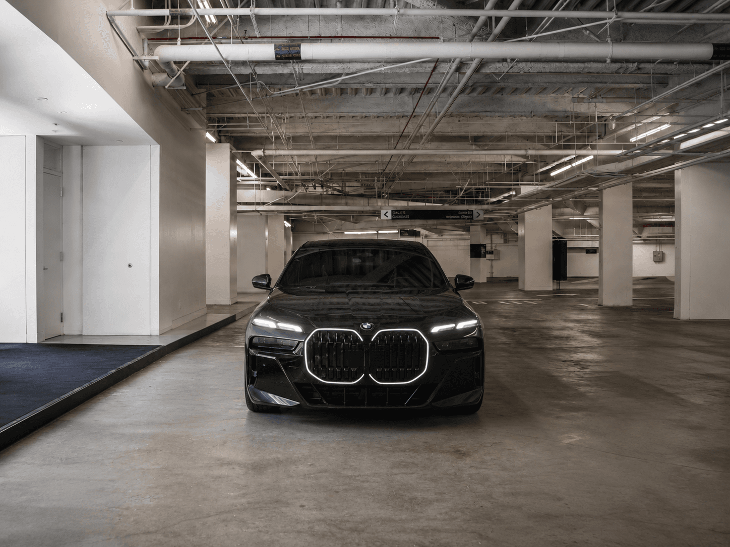 2026 BMW 760i — photo 3