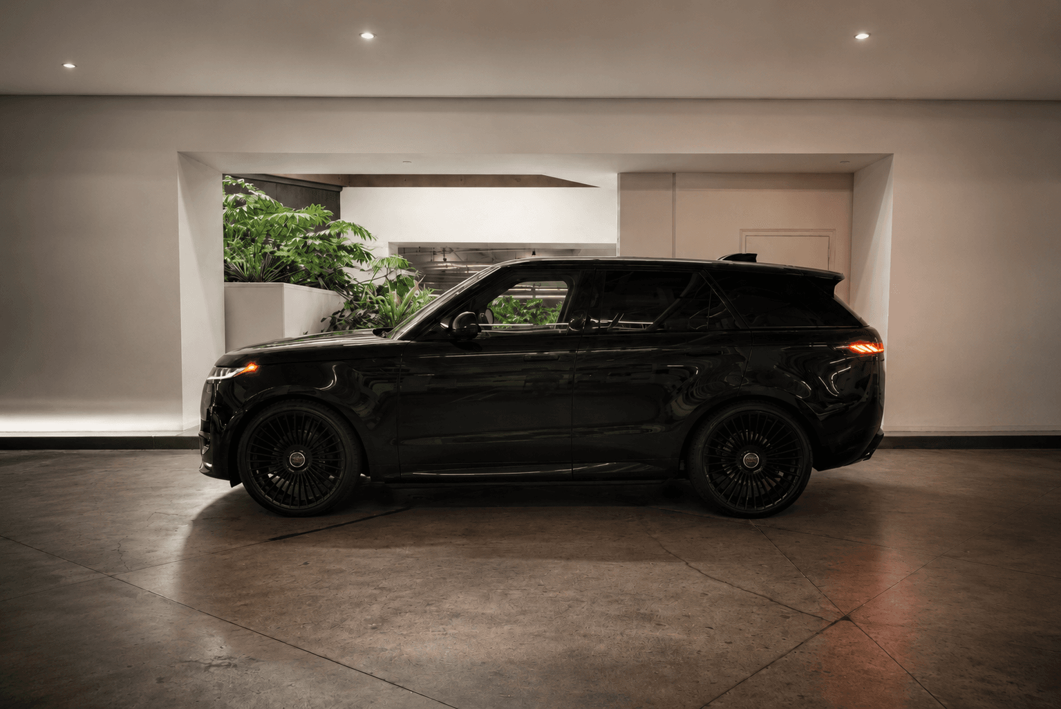 2025 Range Rover Sport — photo 9